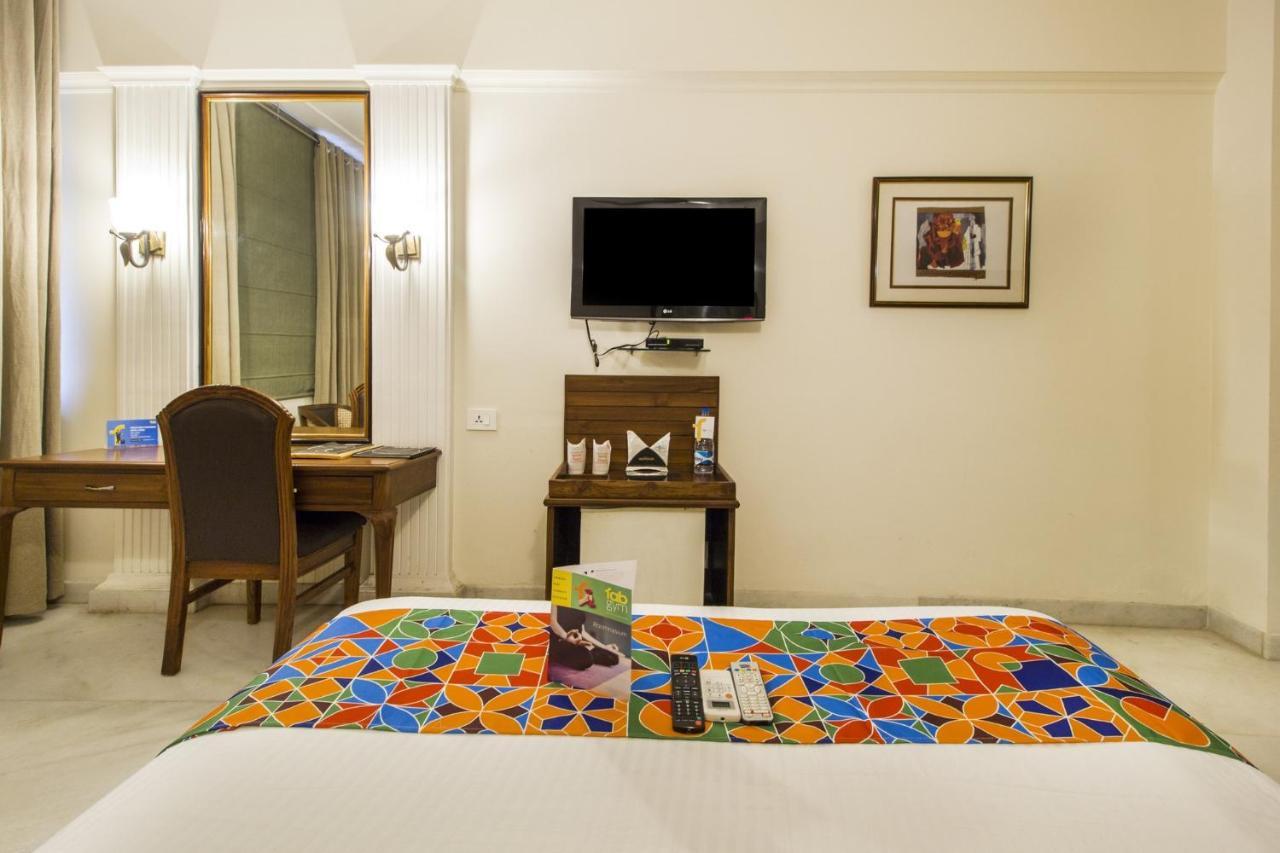 Fabhotel Sheronz Piccadily Chowk Chandīgarh Eksteriør billede