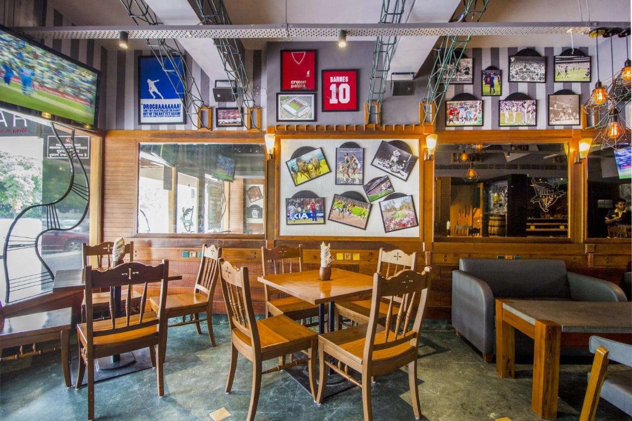 Fabhotel Sheronz Piccadily Chowk Chandīgarh Eksteriør billede
